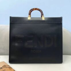 Fendi Sunshine Large Leather Shopper in Black