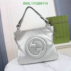 Gucci Blondie Shoulder Bag QB61144 in Grey, featuring the Round Interlocking G emblem for a sleek appearance.