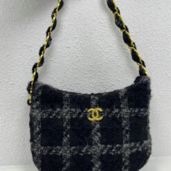 Chanel CC Tweed Shoulder Hobo Bag Winter Style GB72547 - FRONT VIEW