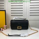 Fendi Knockoff Baguette Chain Leather Medium Bag FDBU817